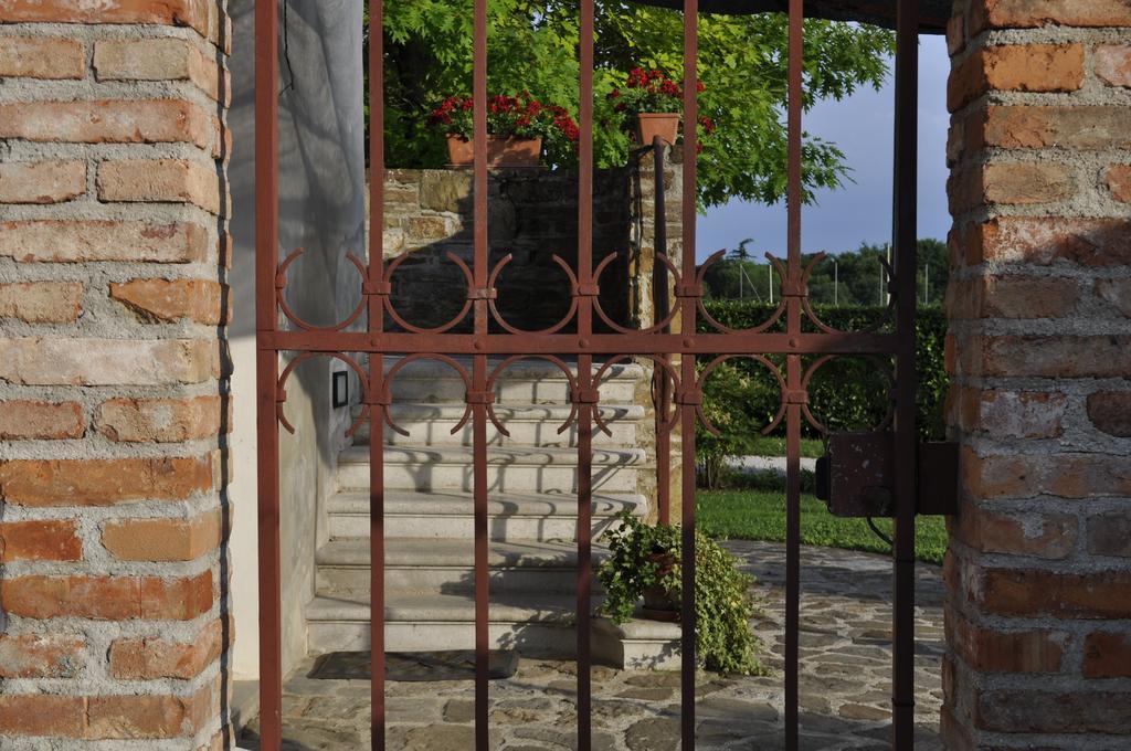 Casa Griunit Villa Capriva del Friuli Ngoại thất bức ảnh